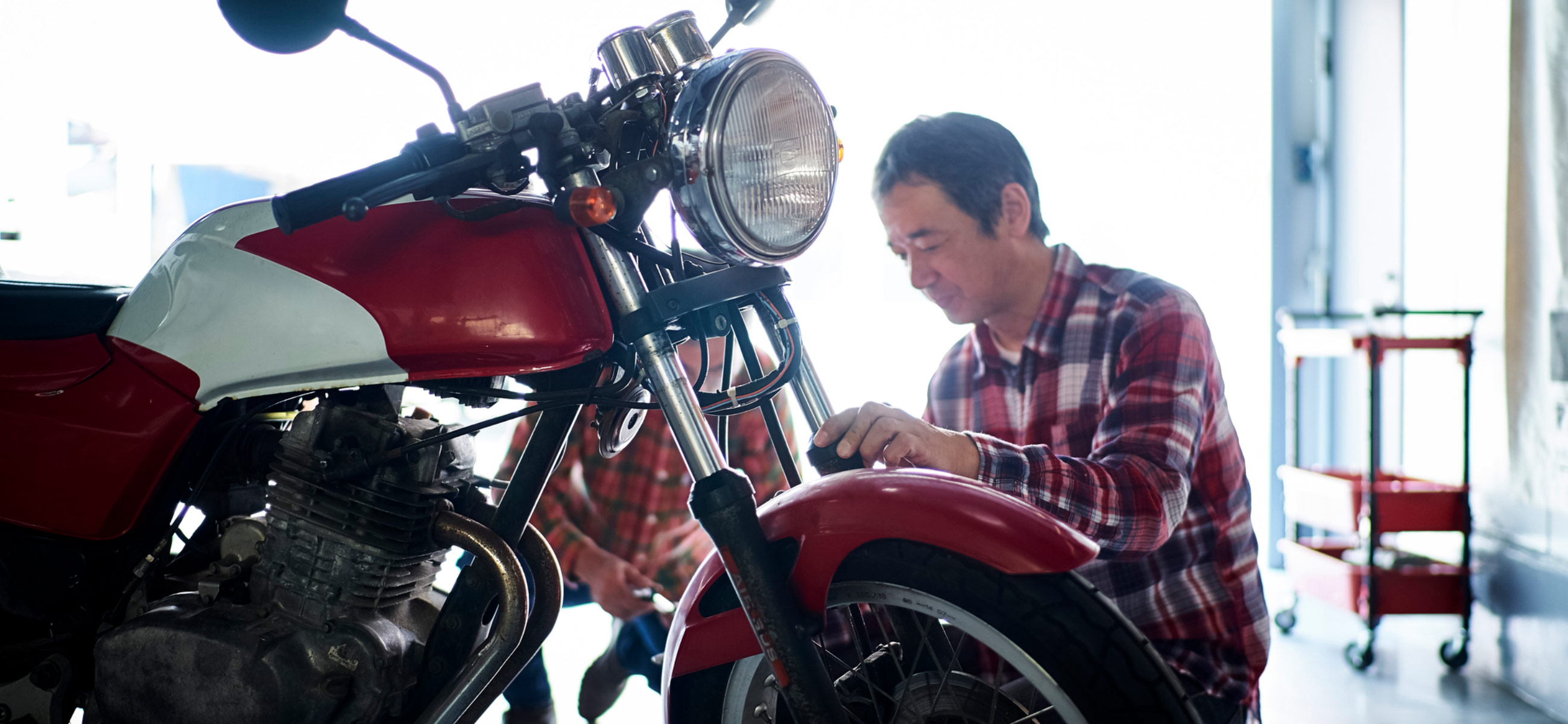 バイクガレージ